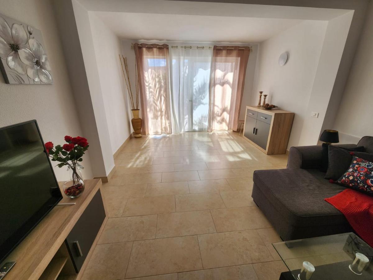 Golf & Ocean Breeze Apartment San Miguel de Abona Dış mekan fotoğraf